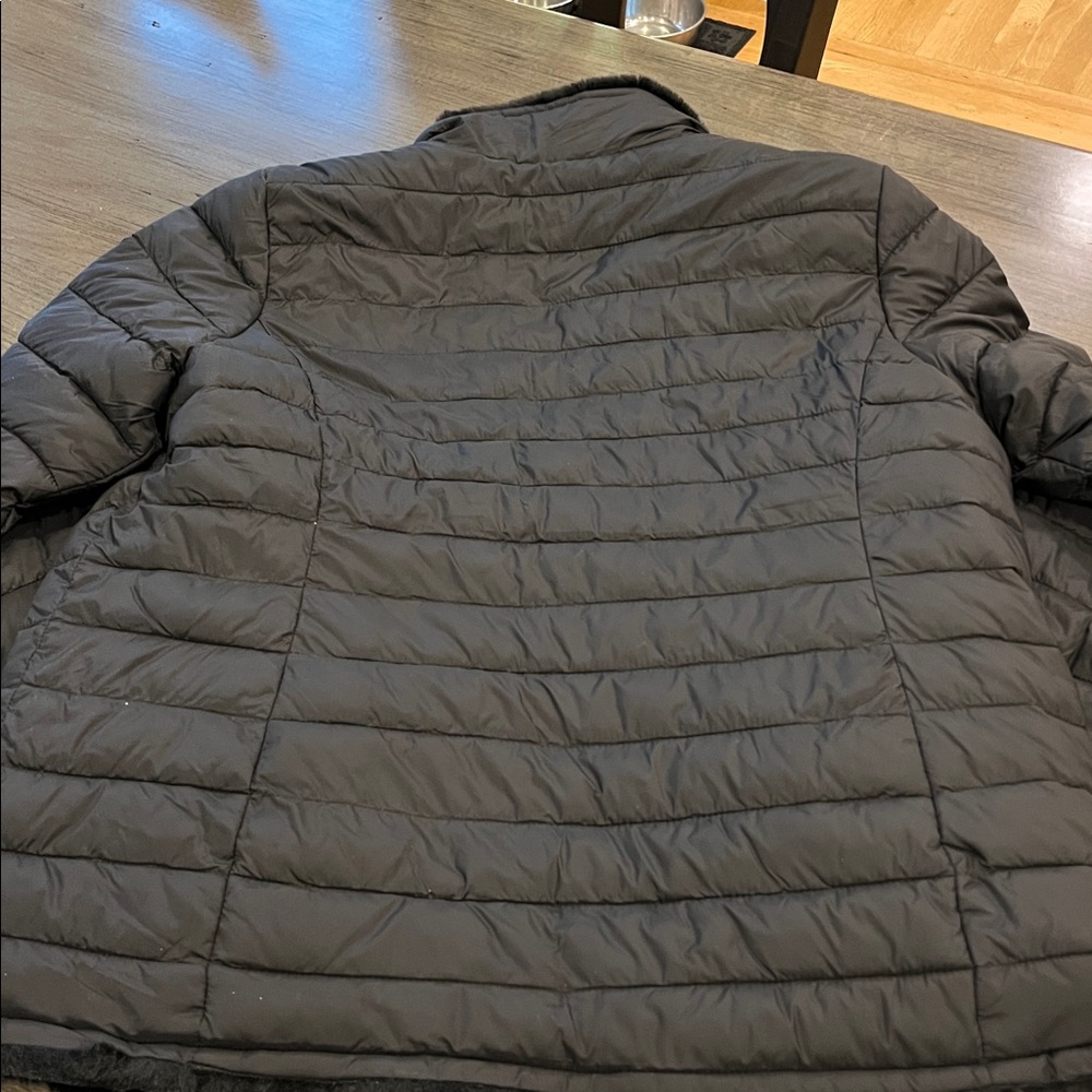 Heatkeep Size Large Packable Puffer Jacket - image 2